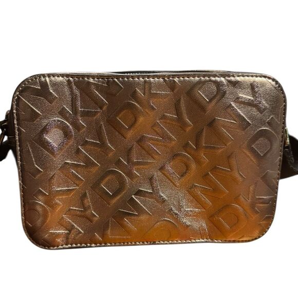 DKNY Ashlyn Unisex Small Camera Crossbody Shimmering Copper bag - Picture 1 of 6